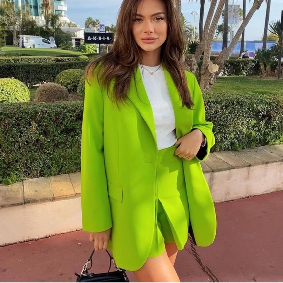 ZARA 2 PIECE LIME GREEN DOUBLE BREASTED BLAZER AND SKORT - Picture 3 of 11